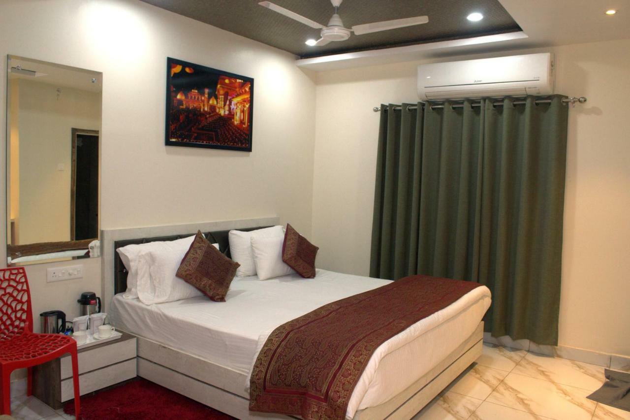 Hotel Tamilnadu Kashi Varanasi Exterior foto